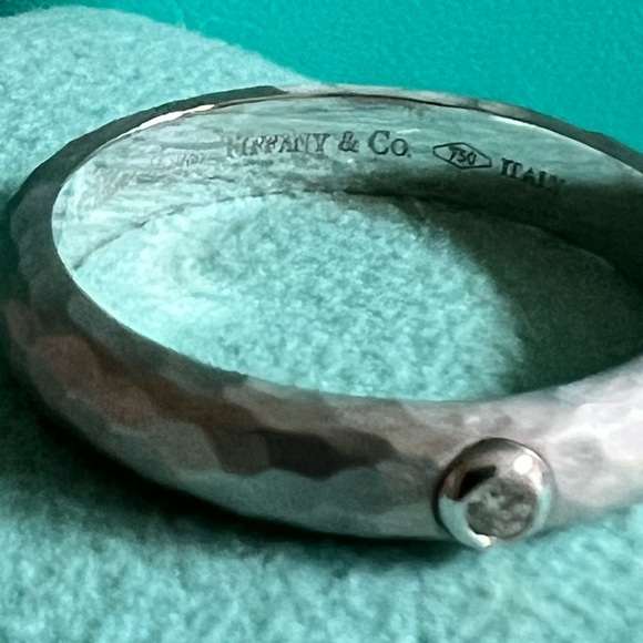 🌸🌸 Authentic Tiffany & Co. Picasso Hammered Ring with Diamond - Picture 5 of 9